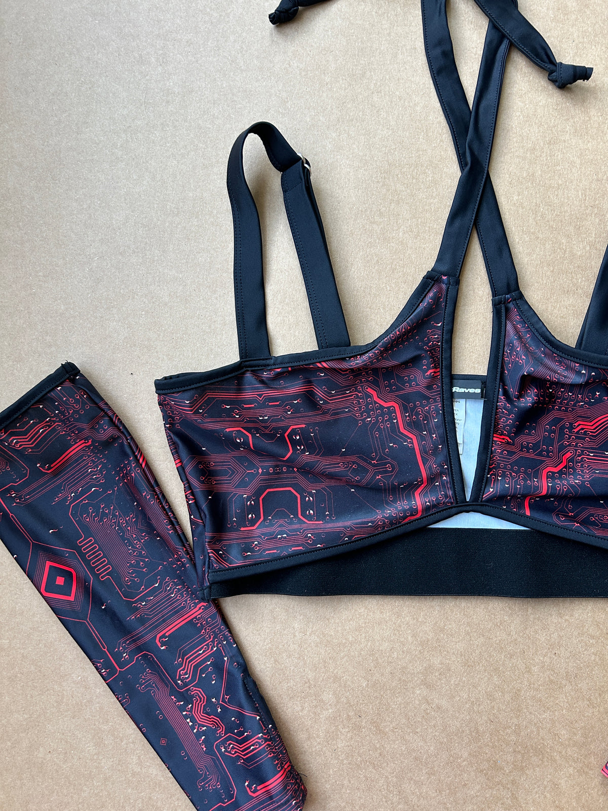 Infinite Matrix Top & Sleeves