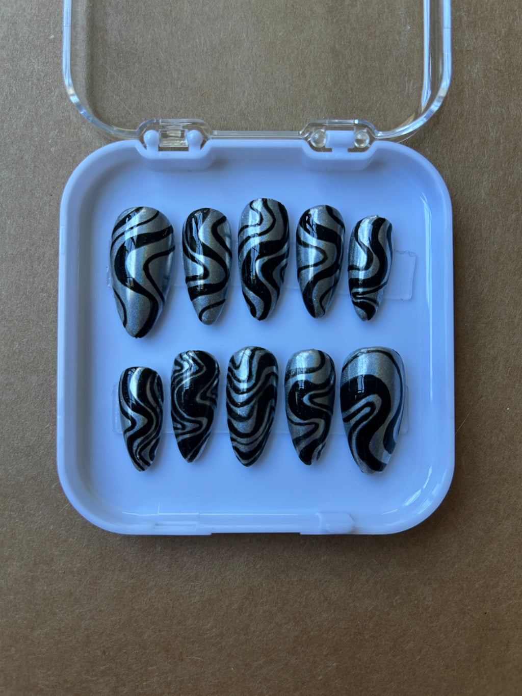 Silver Tides Press Ons