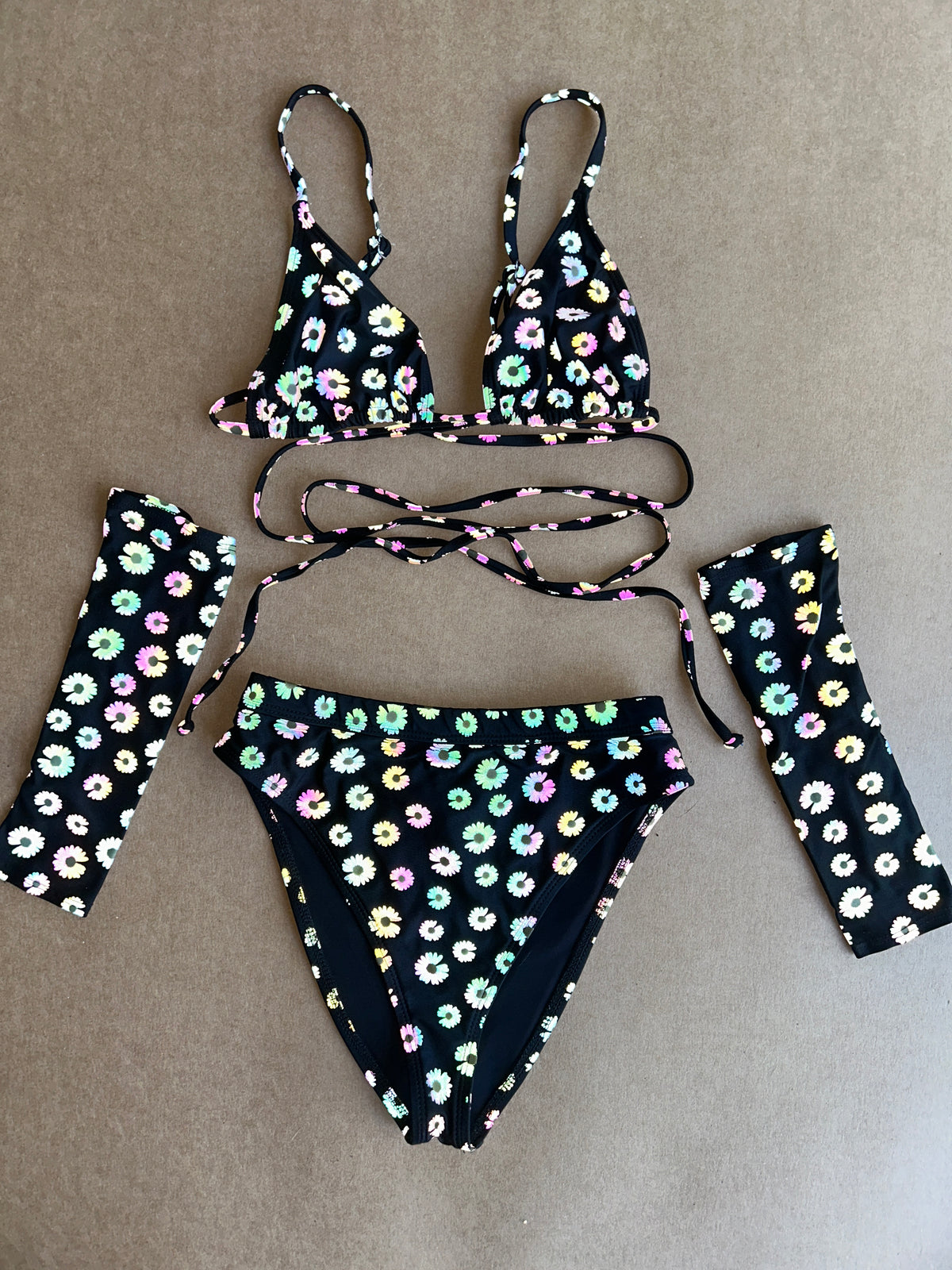 Dark Reflective Daisy Set