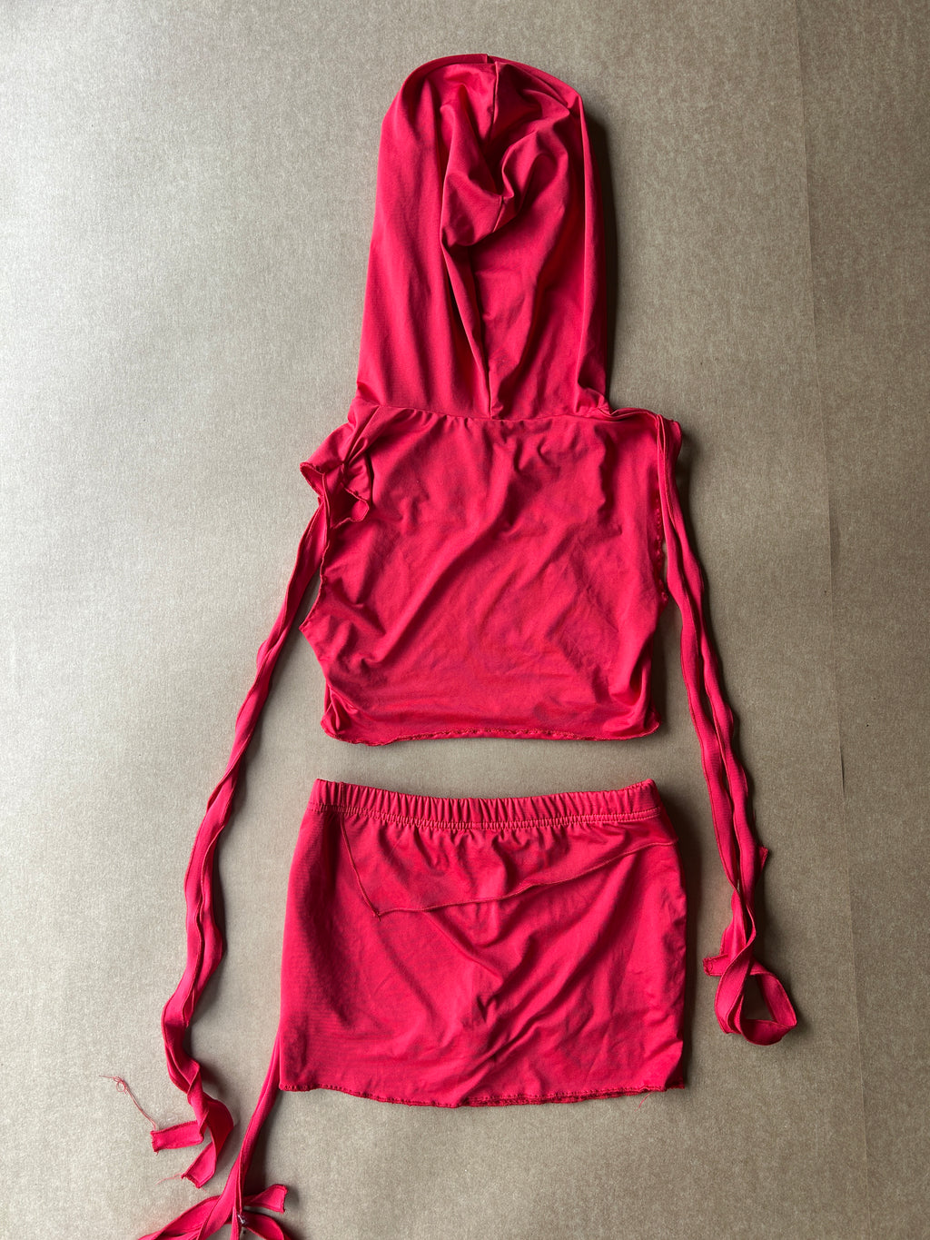 Red Hooded Set