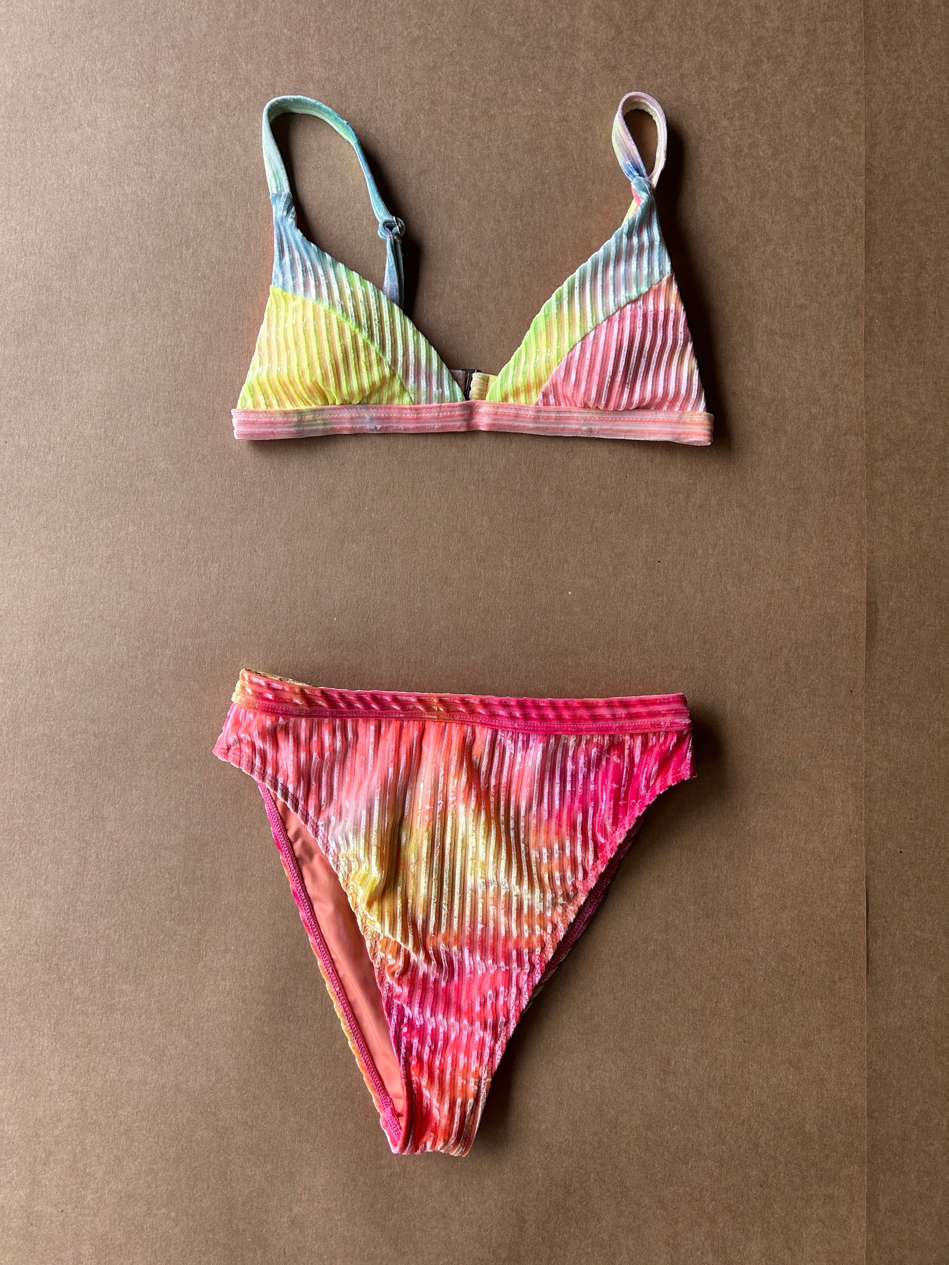 Dippin Daisies 2 pc set