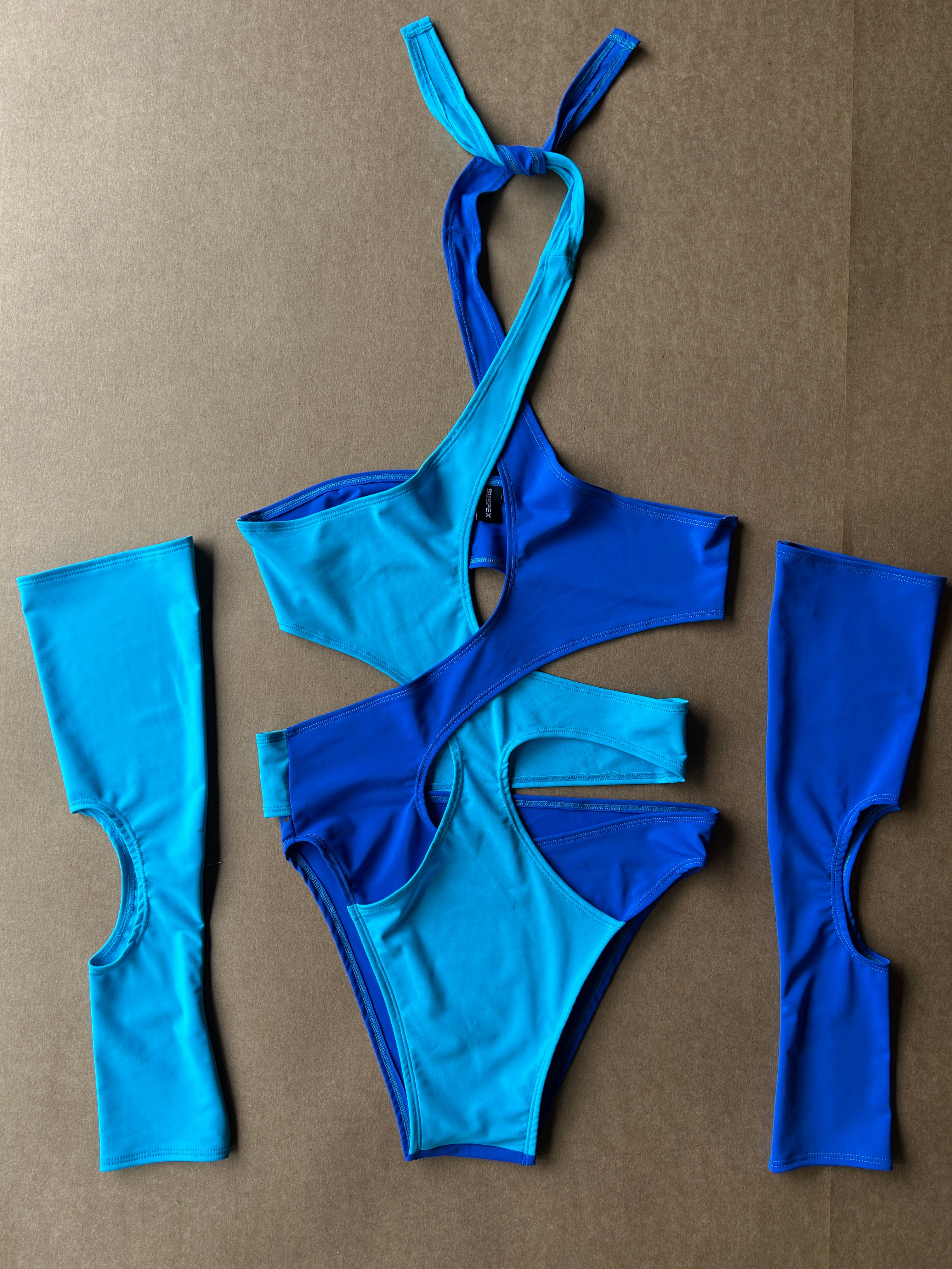 Suspex Two-tone Halter Set