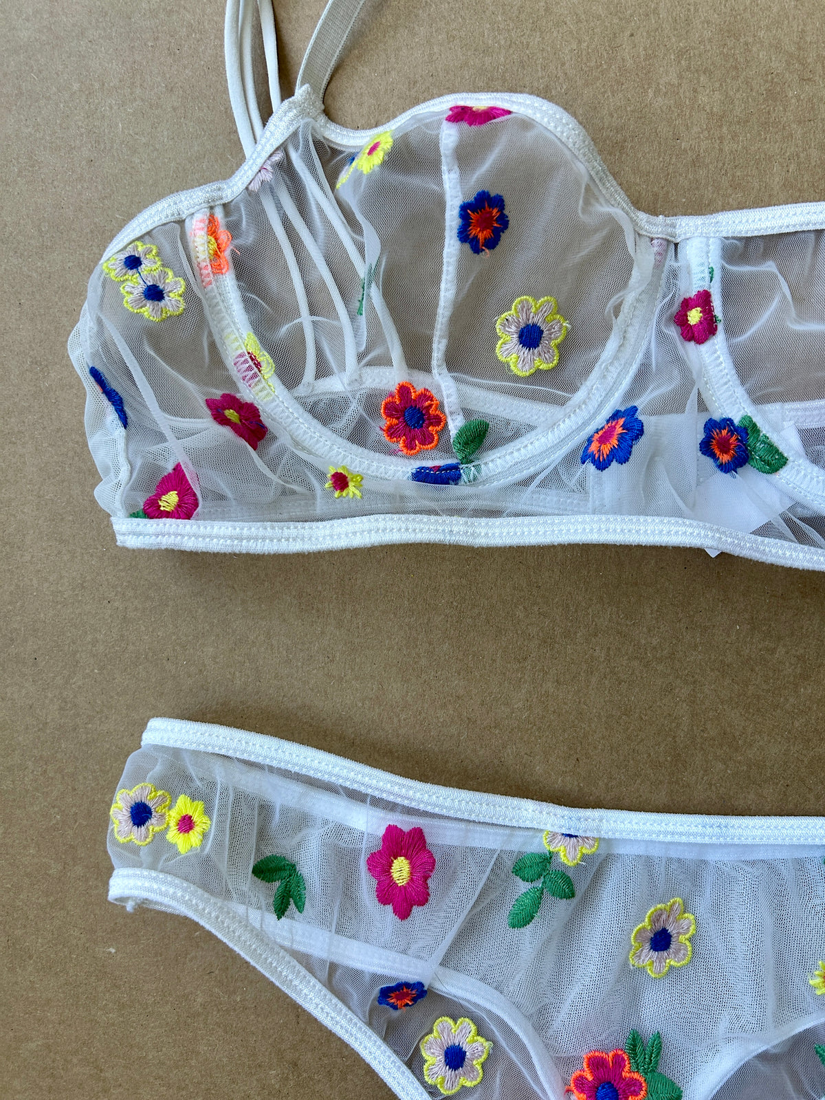 Daisy Patch Set