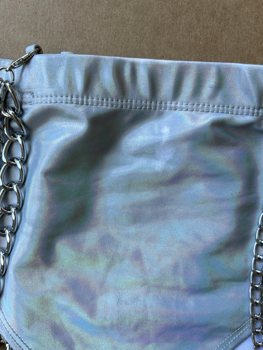 Holographic Chain Bottoms