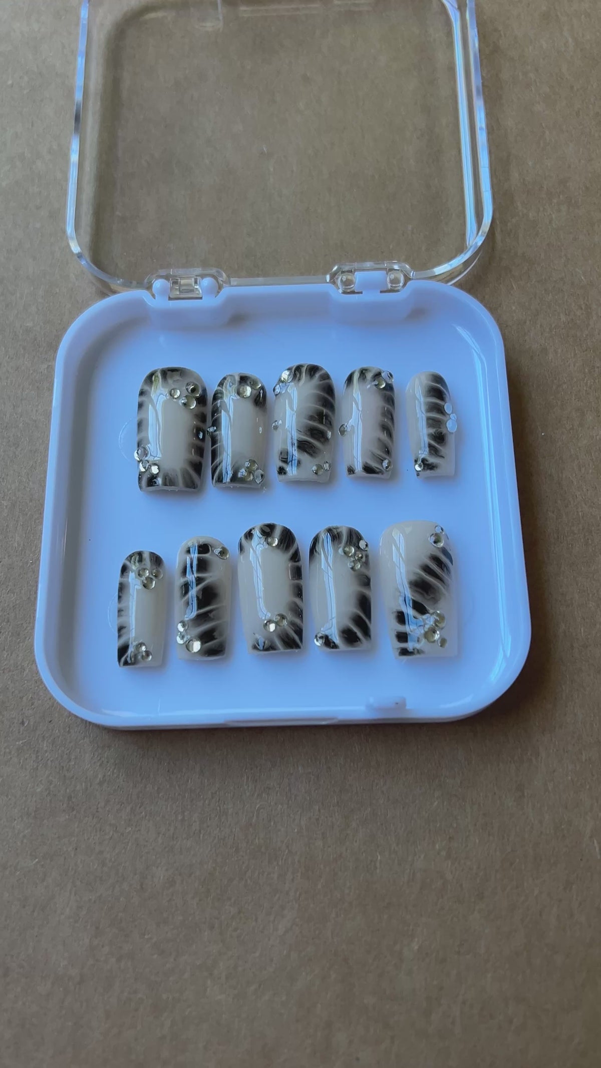 Tortie Press Ons